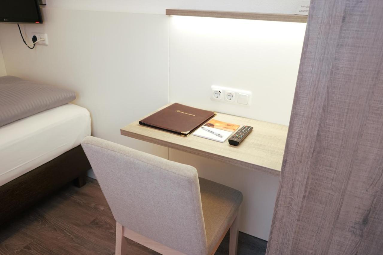 Hotel Am Ostpark Neubiberg Zewnętrze zdjęcie