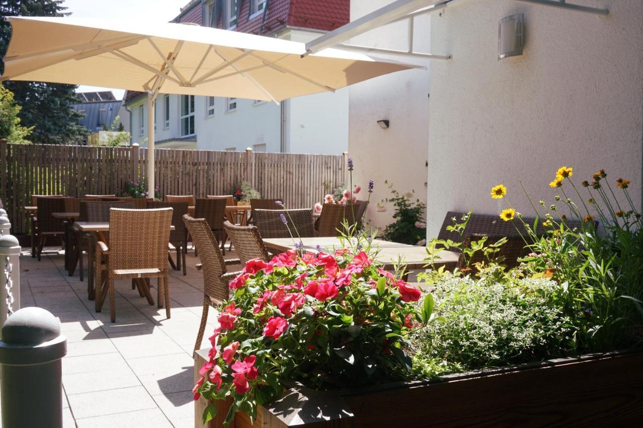 Hotel Am Ostpark Neubiberg Zewnętrze zdjęcie