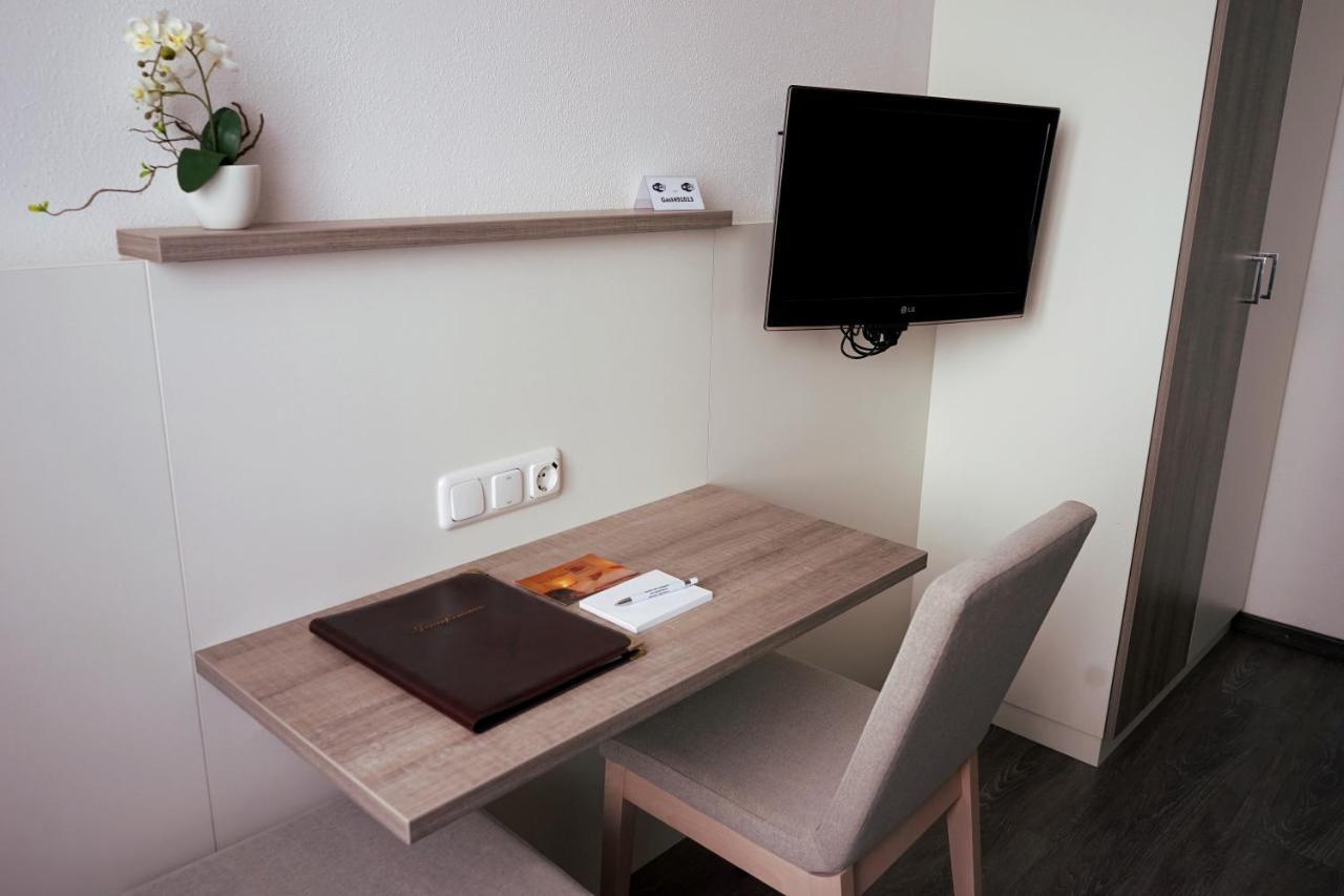Hotel Am Ostpark Neubiberg Zewnętrze zdjęcie